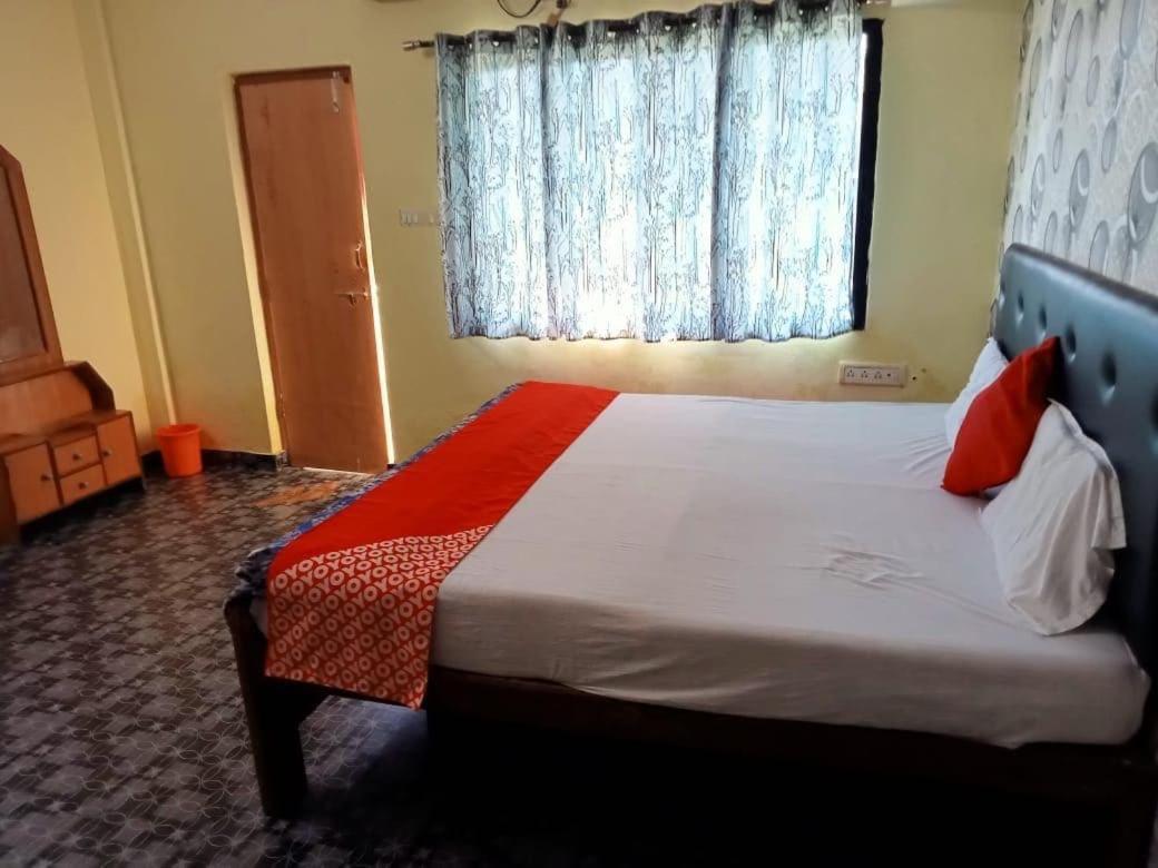 Oyo Flagship Tadoba Tiger Resort Mohurli Bagian luar foto